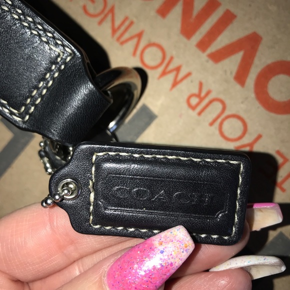 EUC Coach purse 😍 - Picture 3 of 4